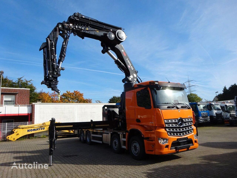 Mercedes-Benz Arocs 3751 - Flatbed+crane - Vrachtwagen met open laadbak, Kraanwagen: afbeelding 4 Mercedes-Benz Arocs 3751 - Flatbed+crane - Vrachtwagen met open laadbak, Kraanwagen: afbeelding 4