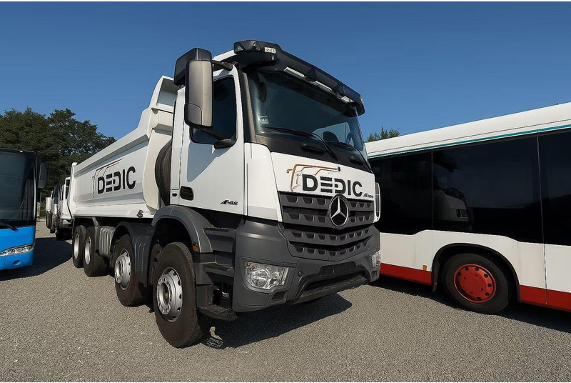 Mercedes-Benz Arocs 4145 - Tipper - Kipper vrachtwagen: afbeelding 1 Mercedes-Benz Arocs 4145 - Tipper - Kipper vrachtwagen: afbeelding 1