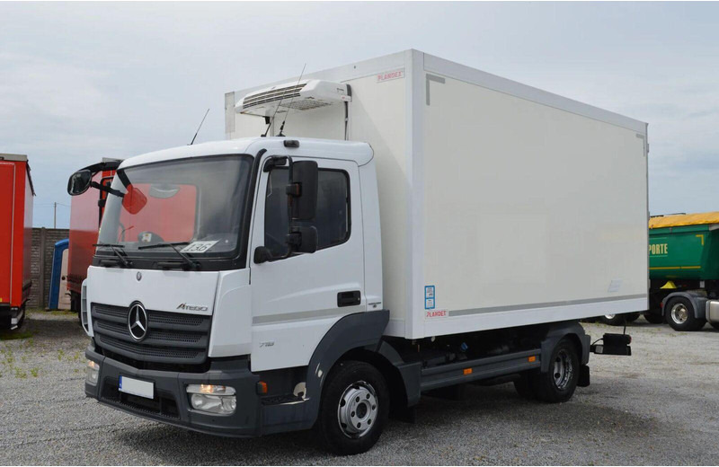 Mercedes-Benz Atego 716 IZOTERMA REFRIGERATOR SIDE DOOR - Koelwagen vrachtwagen: afbeelding 1 Mercedes-Benz Atego 716 IZOTERMA REFRIGERATOR SIDE DOOR - Koelwagen vrachtwagen: afbeelding 1