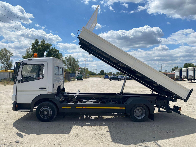 Mercedes-Benz Atego 818 - 3 sided tipper - Kipper vrachtwagen: afbeelding 5 Mercedes-Benz Atego 818 - 3 sided tipper - Kipper vrachtwagen: afbeelding 5