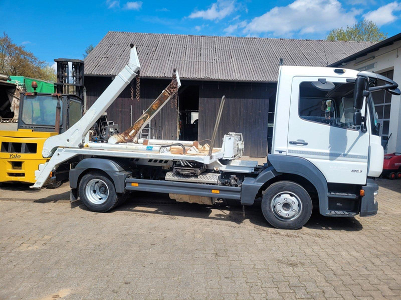 Mercedes-Benz Atego 818 Skip loader - Portaalarmsysteem vrachtwagen: afbeelding 4 Mercedes-Benz Atego 818 Skip loader - Portaalarmsysteem vrachtwagen: afbeelding 4