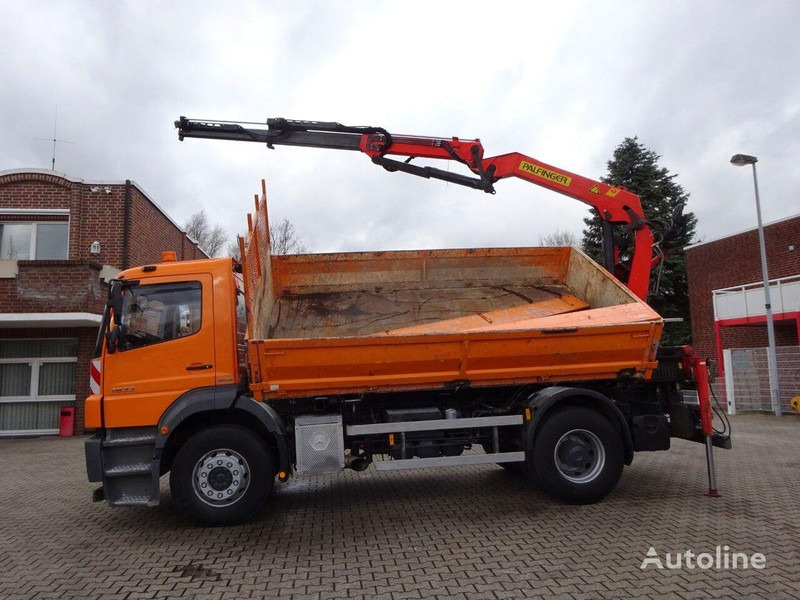 Mercedes-Benz Axor 1833 - 2 way tipper+crane - Kipper vrachtwagen, Kraanwagen: afbeelding 4 Mercedes-Benz Axor 1833 - 2 way tipper+crane - Kipper vrachtwagen, Kraanwagen: afbeelding 4