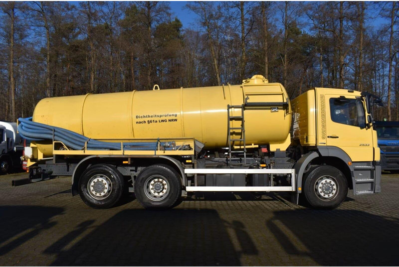 Mercedes-Benz Axor 2533 - Vacuum truck - Vacuümwagen: afbeelding 3 Mercedes-Benz Axor 2533 - Vacuum truck - Vacuümwagen: afbeelding 3