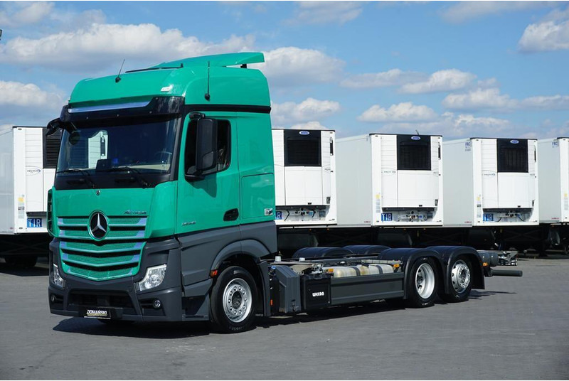 Mercedes-Benz - Chassis vrachtwagen: afbeelding 2 Mercedes-Benz - Chassis vrachtwagen: afbeelding 2