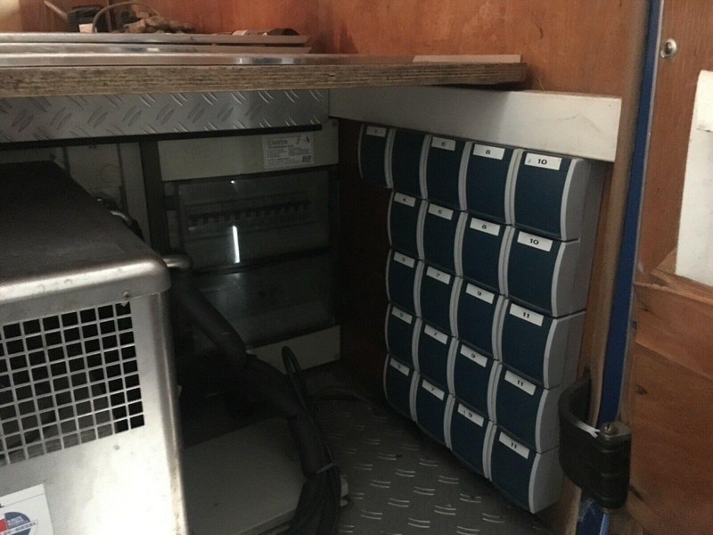 Bakwagen Mercedes-Benz LAF-311: afbeelding 8