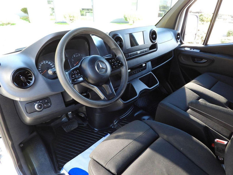 Mercedes-Benz SPRINTER 316 - Minibus, Personenvervoer: afbeelding 2 Mercedes-Benz SPRINTER 316 - Minibus, Personenvervoer: afbeelding 2