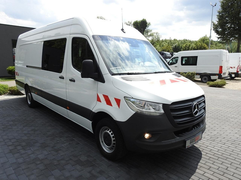 Mercedes-Benz SPRINTER FURGON BRYGADÓWKA 5 MIEJSC TEMPOMAT NAWIGACJA KLIMATYZ - Minibus, Personenvervoer: afbeelding 4 Mercedes-Benz SPRINTER FURGON BRYGADÓWKA 5 MIEJSC TEMPOMAT NAWIGACJA KLIMATYZ - Minibus, Personenvervoer: afbeelding 4