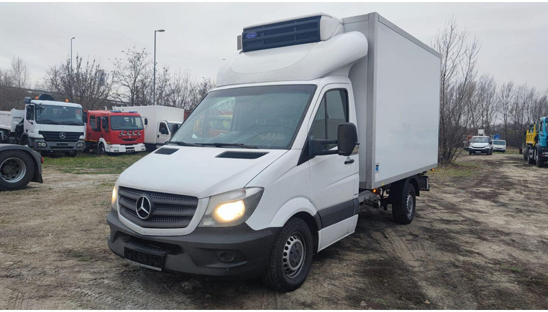 Mercedes-Benz Sprinter 316 cdi - Carrier Xarios 500 frigo - 3,5t - 220V - Koelwagen: afbeelding 2 Mercedes-Benz Sprinter 316 cdi - Carrier Xarios 500 frigo - 3,5t - 220V - Koelwagen: afbeelding 2