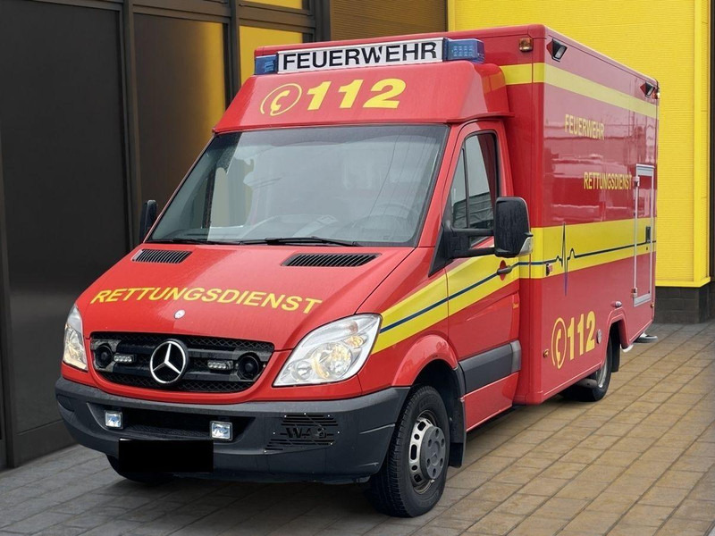 Mercedes-Benz Sprinter 516 CDI Ambulance car - Ambulance: afbeelding 1 Mercedes-Benz Sprinter 516 CDI Ambulance car - Ambulance: afbeelding 1