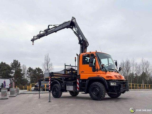 Mercedes-Benz UNIMOG U300 4x4 HIAB 122 D-3 CRANE - Kipper vrachtwagen, Kraanwagen: afbeelding 3 Mercedes-Benz UNIMOG U300 4x4 HIAB 122 D-3 CRANE - Kipper vrachtwagen, Kraanwagen: afbeelding 3