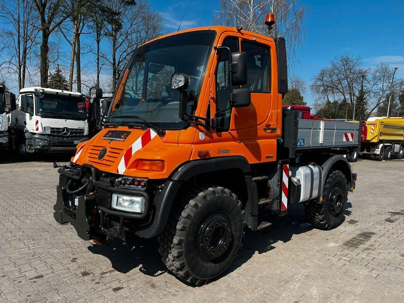 Mercedes-Benz UNIMOG U400 405/12 ZUGMASCHINE/ KIPPER - Kiepwagen: afbeelding 2 Mercedes-Benz UNIMOG U400 405/12 ZUGMASCHINE/ KIPPER - Kiepwagen: afbeelding 2