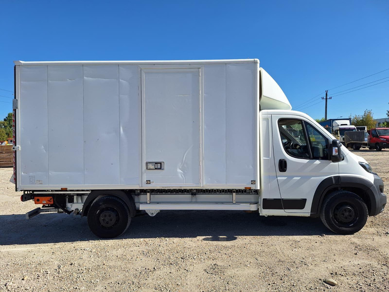 Peugeot Boxer - Koffer + DHollandia LBW - Bestelwagen gesloten laadbak: afbeelding 4 Peugeot Boxer - Koffer + DHollandia LBW - Bestelwagen gesloten laadbak: afbeelding 4