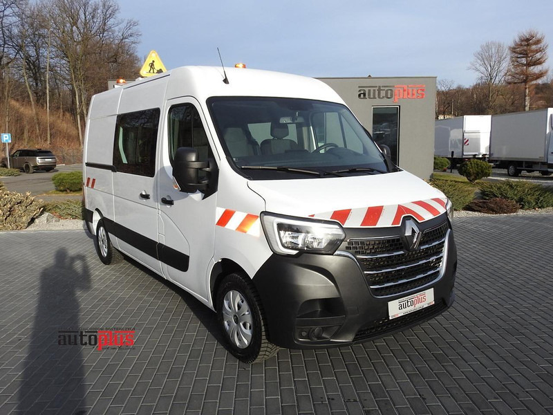 Renault MASTER FURGON BRYGADÓWKA  7 MIEJSC TEMPOMAT KLIMATYZACJA LEDY  1 - Minibus, Personenvervoer: afbeelding 1 Renault MASTER FURGON BRYGADÓWKA  7 MIEJSC TEMPOMAT KLIMATYZACJA LEDY  1 - Minibus, Personenvervoer: afbeelding 1
