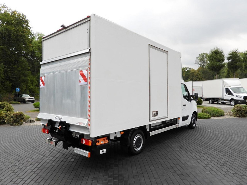 Renault MASTER KONTENER WINDA 8 PALET TEMPOMAT LEDY KLIMATYZACJA  145KM - Bestelwagen gesloten laadbak: afbeelding 3 Renault MASTER KONTENER WINDA 8 PALET TEMPOMAT LEDY KLIMATYZACJA  145KM - Bestelwagen gesloten laadbak: afbeelding 3