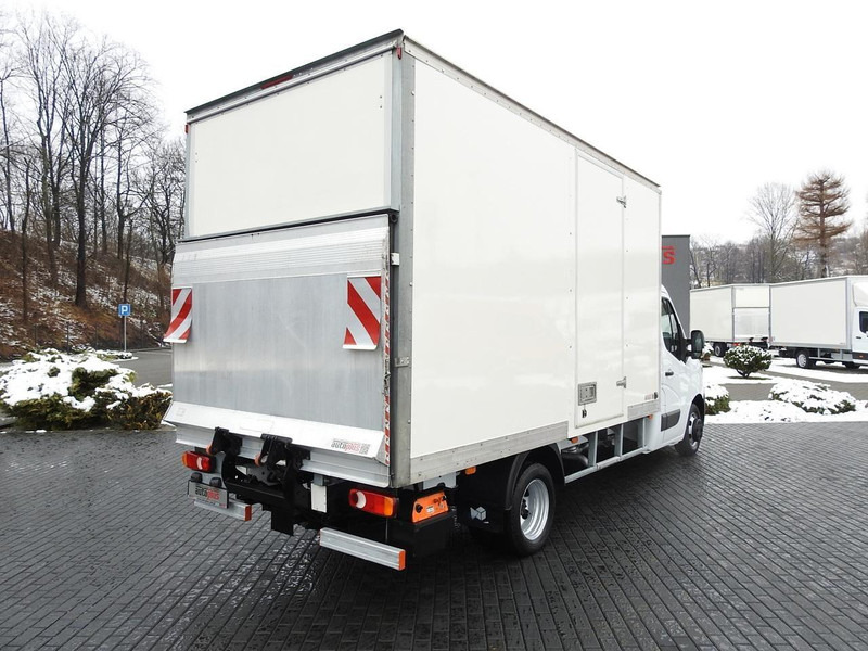 Renault MASTER  KONTENER WINDA 8 PALET TEMPOMAT NAWIGACJA LEDY BLIŹNIACZ - Bestelwagen gesloten laadbak: afbeelding 3 Renault MASTER  KONTENER WINDA 8 PALET TEMPOMAT NAWIGACJA LEDY BLIŹNIACZ - Bestelwagen gesloten laadbak: afbeelding 3