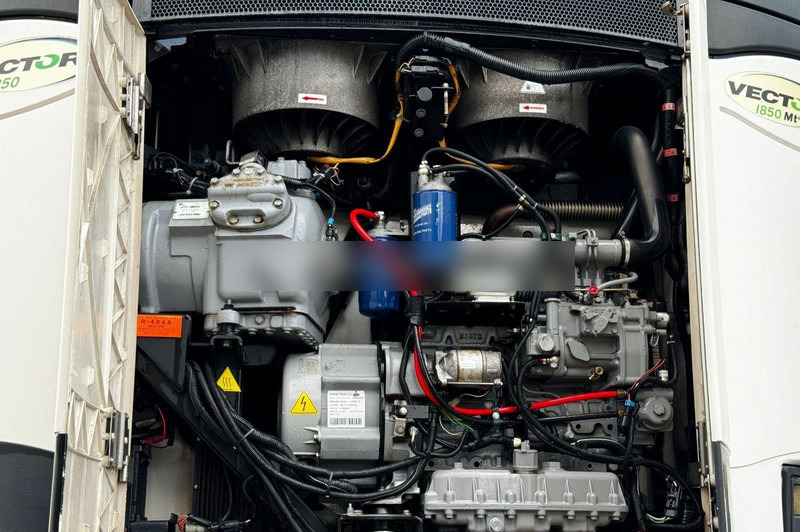 Koelwagen oplegger Samro DOPPELSTOCK Mit Vector 1850Mt Bis -30°C: afbeelding 12 Koelwagen oplegger Samro DOPPELSTOCK Mit Vector 1850Mt Bis -30°C: afbeelding 12