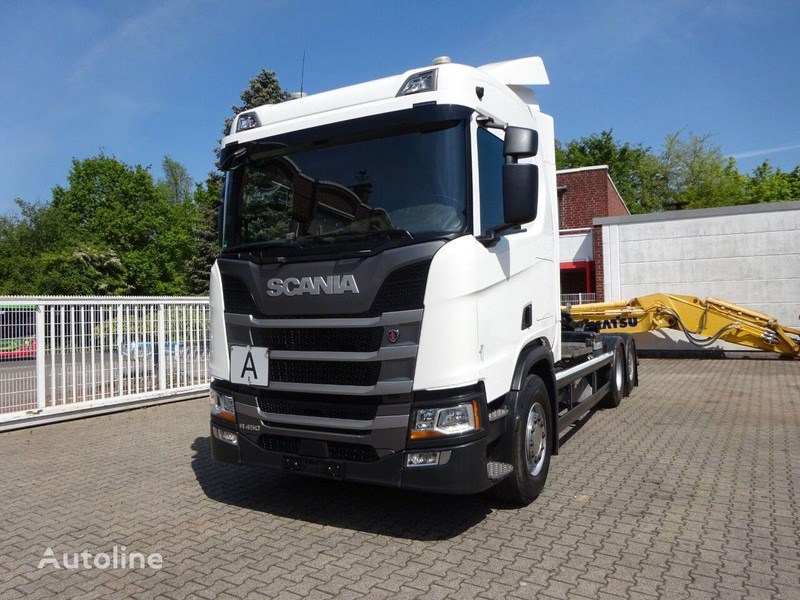 Scania R450 Hook lift truck 6x2 - Haakarmsysteem vrachtwagen: afbeelding 3 Scania R450 Hook lift truck 6x2 - Haakarmsysteem vrachtwagen: afbeelding 3