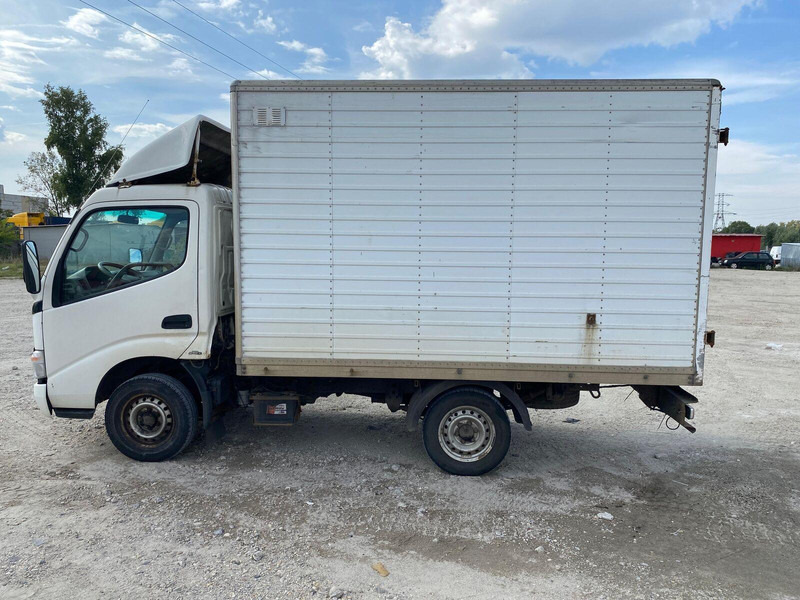 Toyota Dyna 100 3,0 D - Koffer - Bestelwagen gesloten laadbak: afbeelding 5 Toyota Dyna 100 3,0 D - Koffer - Bestelwagen gesloten laadbak: afbeelding 5
