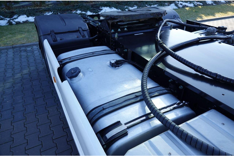 Trekker MAN TGX 18.480 / 4x4 / HYDRAULIKA / HYDRODRIVE / EURO 6 / MANUAL / P: afbeelding 17 Trekker MAN TGX 18.480 / 4x4 / HYDRAULIKA / HYDRODRIVE / EURO 6 / MANUAL / P: afbeelding 17