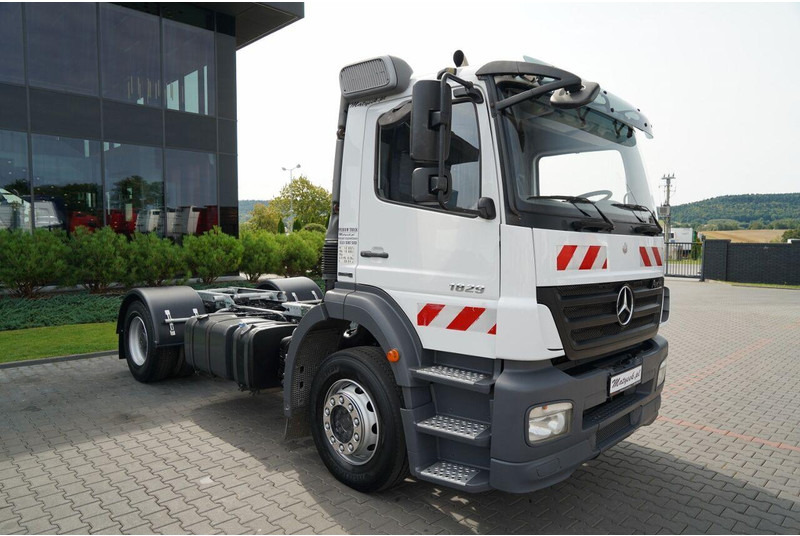 Mercedes-Benz AXOR 1829 - Trekker: afbeelding 2 Mercedes-Benz AXOR 1829 - Trekker: afbeelding 2