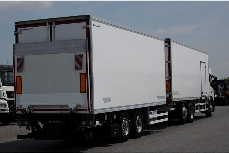 Scania P 410 / CHŁODNIA / ZESTAW TANDEM / PRZEJAZDOWY / 3x Agregat FRIG - Trekker: afbeelding 5 Scania P 410 / CHŁODNIA / ZESTAW TANDEM / PRZEJAZDOWY / 3x Agregat FRIG - Trekker: afbeelding 5
