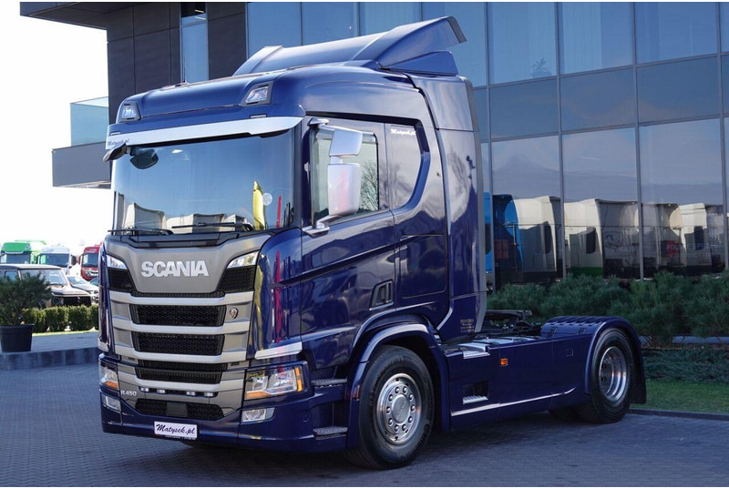 Scania R 450 / RETARDER / NISKA KABINA / PO KONTRAKCIE SERWISOWYM - Trekker: afbeelding 3 Scania R 450 / RETARDER / NISKA KABINA / PO KONTRAKCIE SERWISOWYM - Trekker: afbeelding 3