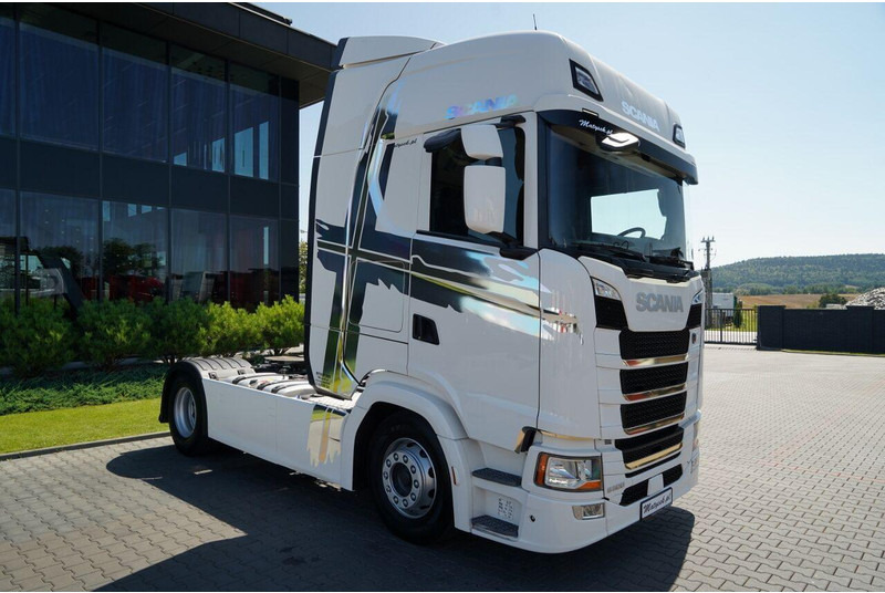 Scania S 500 / RETARDER / FULL AIRMATIC / OPONY 100% / NAVI / PO KONTRA - Trekker: afbeelding 2 Scania S 500 / RETARDER / FULL AIRMATIC / OPONY 100% / NAVI / PO KONTRA - Trekker: afbeelding 2