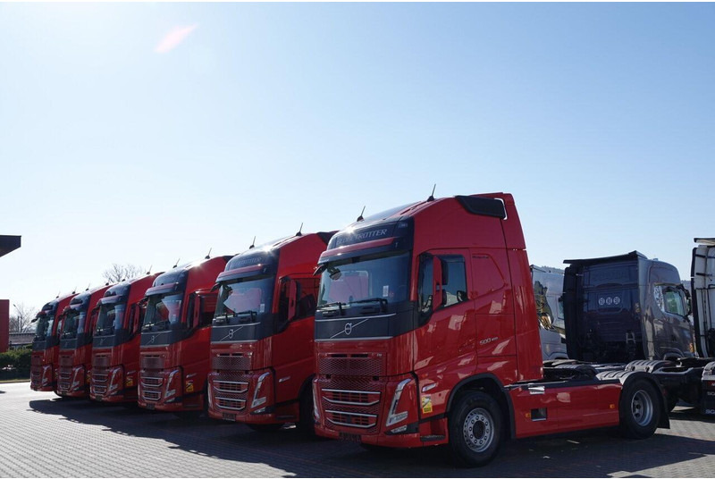 Volvo FH 500 / I-SAVE / XXL / I-PARK COOL NOWY MODEL / OPONY 100 % / - Trekker: afbeelding 2 Volvo FH 500 / I-SAVE / XXL / I-PARK COOL NOWY MODEL / OPONY 100 % / - Trekker: afbeelding 2