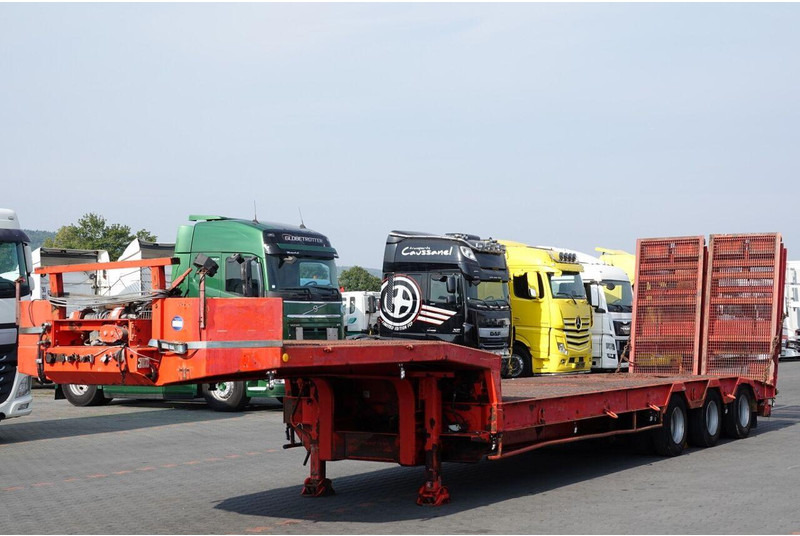 Verem NACZEPA LAWETA NISKOPODWOZIE / NAJAZDY HYDRAULICZNE / 3 OSIOWA / - Dieplader oplegger: afbeelding 3 Verem NACZEPA LAWETA NISKOPODWOZIE / NAJAZDY HYDRAULICZNE / 3 OSIOWA / - Dieplader oplegger: afbeelding 3