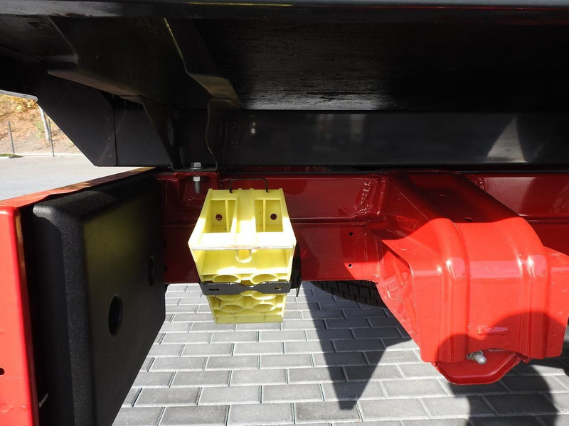 Bestelwagen met open laadbak Volkswagen CRAFTER SKRZYNIA PODWÓJNA KABINA DOKA 7 MIEJSC KLIMATYZACJA  140: afbeelding 18 Bestelwagen met open laadbak Volkswagen CRAFTER SKRZYNIA PODWÓJNA KABINA DOKA 7 MIEJSC KLIMATYZACJA  140: afbeelding 18