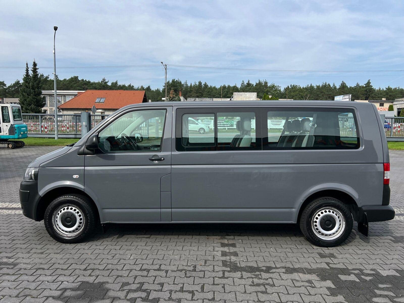 Volkswagen Transporter T5 Brygadówka, Osobowy, 9-miejsc, Jeden Właściciel, - Minibus, Personenvervoer: afbeelding 2 Volkswagen Transporter T5 Brygadówka, Osobowy, 9-miejsc, Jeden Właściciel, - Minibus, Personenvervoer: afbeelding 2