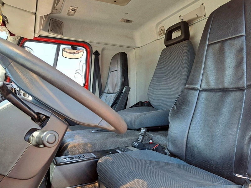 Nieuw Vuilniswagen Volvo FE300: afbeelding 12 Nieuw Vuilniswagen Volvo FE300: afbeelding 12