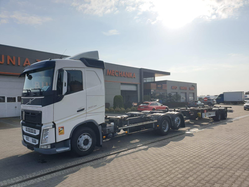 Volvo FH 460 EURO 6 BDF SWAP CHASSIS + TRAILER FLIEGL TWP180 - Chassis vrachtwagen: afbeelding 1 Volvo FH 460 EURO 6 BDF SWAP CHASSIS + TRAILER FLIEGL TWP180 - Chassis vrachtwagen: afbeelding 1