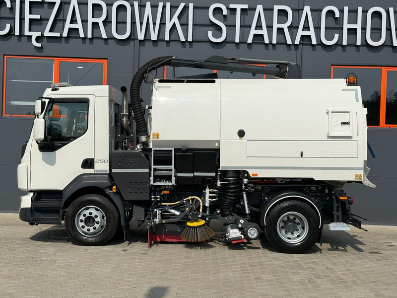 Volvo FL 15.250 - Veegwagen: afbeelding 2 Volvo FL 15.250 - Veegwagen: afbeelding 2