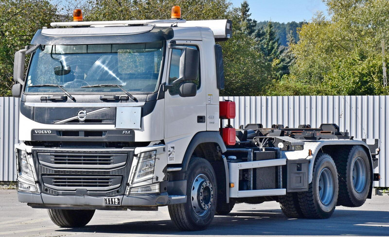 Volvo FM 410 * Abrollkipper * TOPZUSTAND / 6x4 - Haakarmsysteem vrachtwagen: afbeelding 4 Volvo FM 410 * Abrollkipper * TOPZUSTAND / 6x4 - Haakarmsysteem vrachtwagen: afbeelding 4