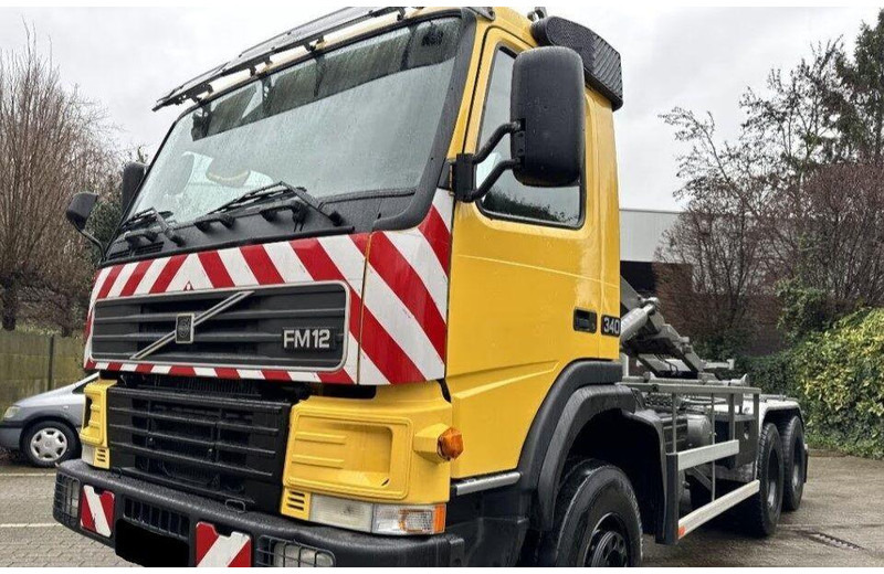 Volvo FM12 6x6 Hook lift - Haakarmsysteem vrachtwagen: afbeelding 4 Volvo FM12 6x6 Hook lift - Haakarmsysteem vrachtwagen: afbeelding 4