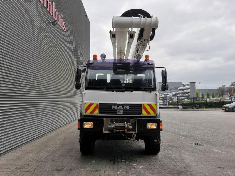 MAN LE 18.280 - Lifting basket 20,3m 4x4 - Vrachtwagen, Kraanwagen: afbeelding 2 MAN LE 18.280 - Lifting basket 20,3m 4x4 - Vrachtwagen, Kraanwagen: afbeelding 2