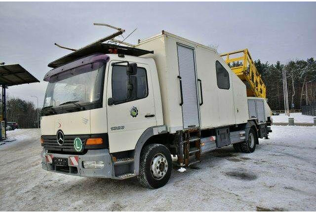 Mercedes-Benz ATEGO 1323 PK 8000T RAIL Platform - Vrachtwagen, Kraanwagen: afbeelding 2 Mercedes-Benz ATEGO 1323 PK 8000T RAIL Platform - Vrachtwagen, Kraanwagen: afbeelding 2