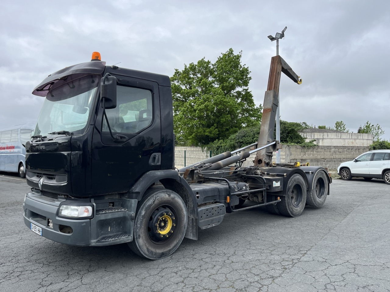 RENAULT PREMIUM 370 6X2 - Haakarmsysteem vrachtwagen: afbeelding 1 RENAULT PREMIUM 370 6X2 - Haakarmsysteem vrachtwagen: afbeelding 1