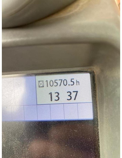 Hitachi ZX250LC - Graafmachine: afbeelding 4 Hitachi ZX250LC - Graafmachine: afbeelding 4