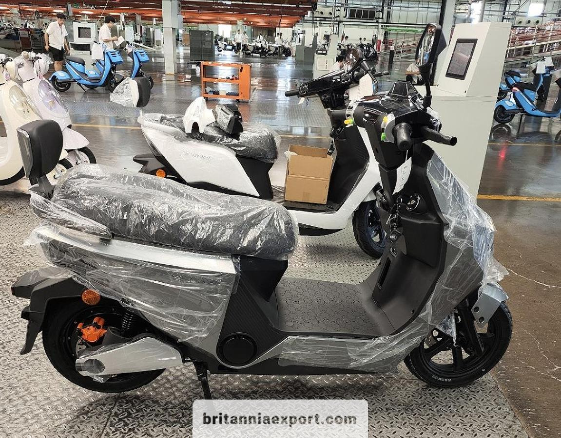 LUYUAN MKK Pro Max 80 Km/h Electric Scooter - Motorfiets: afbeelding 2 LUYUAN MKK Pro Max 80 Km/h Electric Scooter - Motorfiets: afbeelding 2