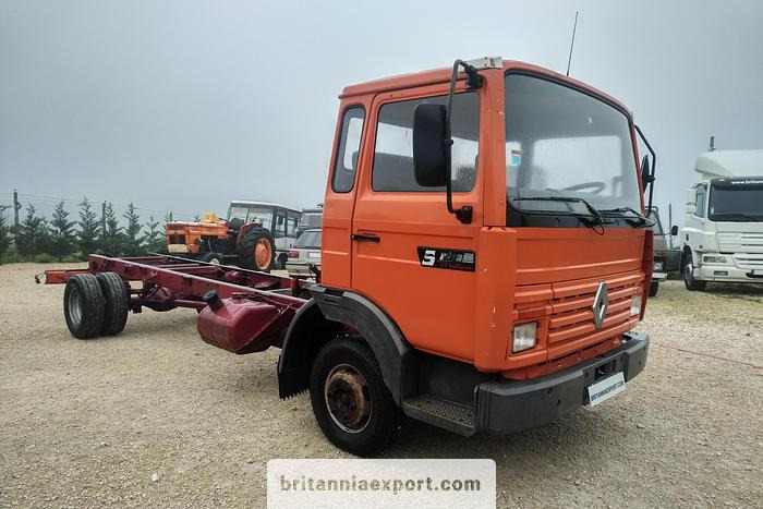 RENAULT Midliner S120 Turbo | Perkins 3.9 diesel engine | ZF manual - Chassis vrachtwagen: afbeelding 1 RENAULT Midliner S120 Turbo | Perkins 3.9 diesel engine | ZF manual - Chassis vrachtwagen: afbeelding 1