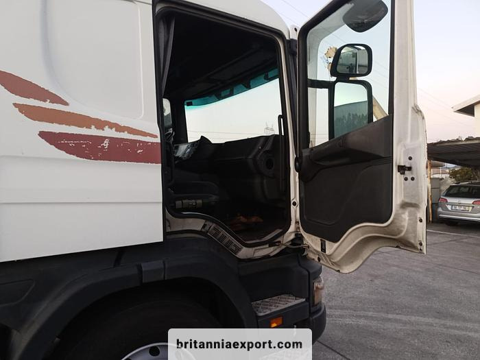 SCANIA P 124G 400 CP19 Euro 2 | Manual Pump | 4x2 Tractor Unit | Heavy-Duty - Trekker: afbeelding 5 SCANIA P 124G 400 CP19 Euro 2 | Manual Pump | 4x2 Tractor Unit | Heavy-Duty - Trekker: afbeelding 5