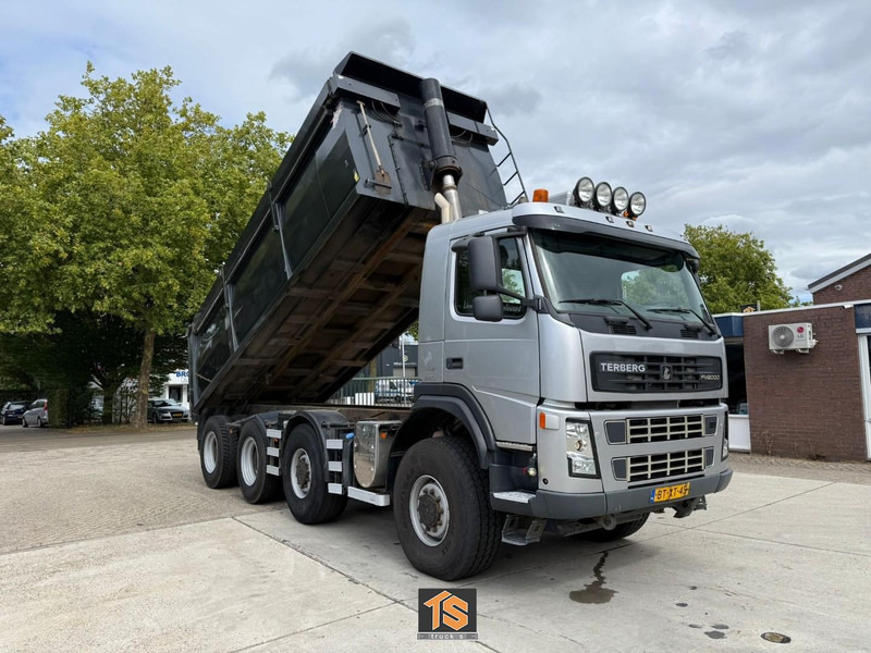Volvo FM2000-T TERBERG 8X8 - EURO 5 - AUTOMATIC - KIPPER/TIPPER - NL TRUCK - ISOLATED HARDOX - TOP! - Kipper vrachtwagen: afbeelding 3 Volvo FM2000-T TERBERG 8X8 - EURO 5 - AUTOMATIC - KIPPER/TIPPER - NL TRUCK - ISOLATED HARDOX - TOP! - Kipper vrachtwagen: afbeelding 3