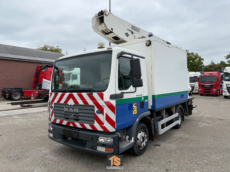 MAN TGL 12.210 EURO 5 - MANUAL - VERSALIFT VST-237-NF HEIGHT 14 M - BELGIUM TRUCK - TOP! - Vrachtwagen, Kraanwagen: afbeelding 1 MAN TGL 12.210 EURO 5 - MANUAL - VERSALIFT VST-237-NF HEIGHT 14 M - BELGIUM TRUCK - TOP! - Vrachtwagen, Kraanwagen: afbeelding 1