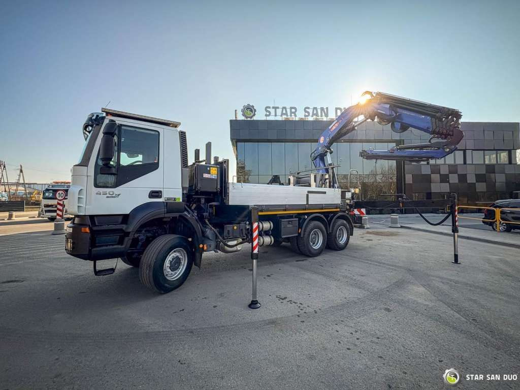 Iveco TRAKKER 450 6x6 PM41S FLY JIB Crane Kipper - Kraanwagen: afbeelding 2 Iveco TRAKKER 450 6x6 PM41S FLY JIB Crane Kipper - Kraanwagen: afbeelding 2