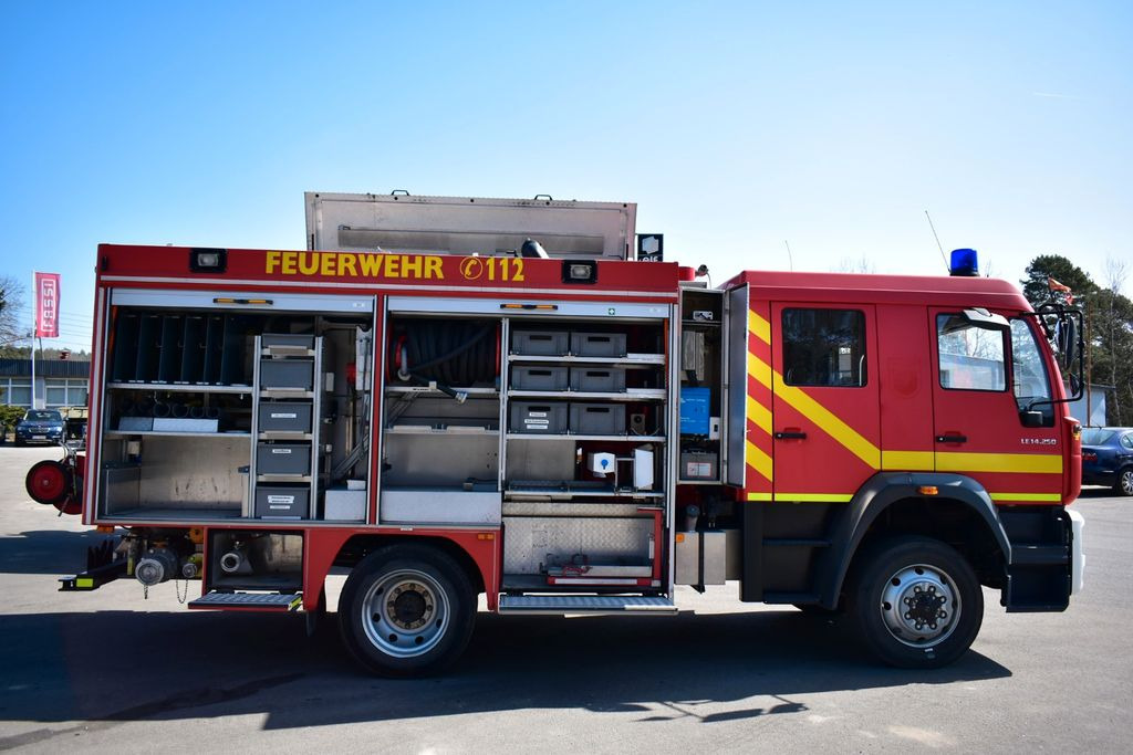 Brandweerwagen MAN 4x4 Firetruck Feuerwehr DOKA Expedition Camper: afbeelding 7