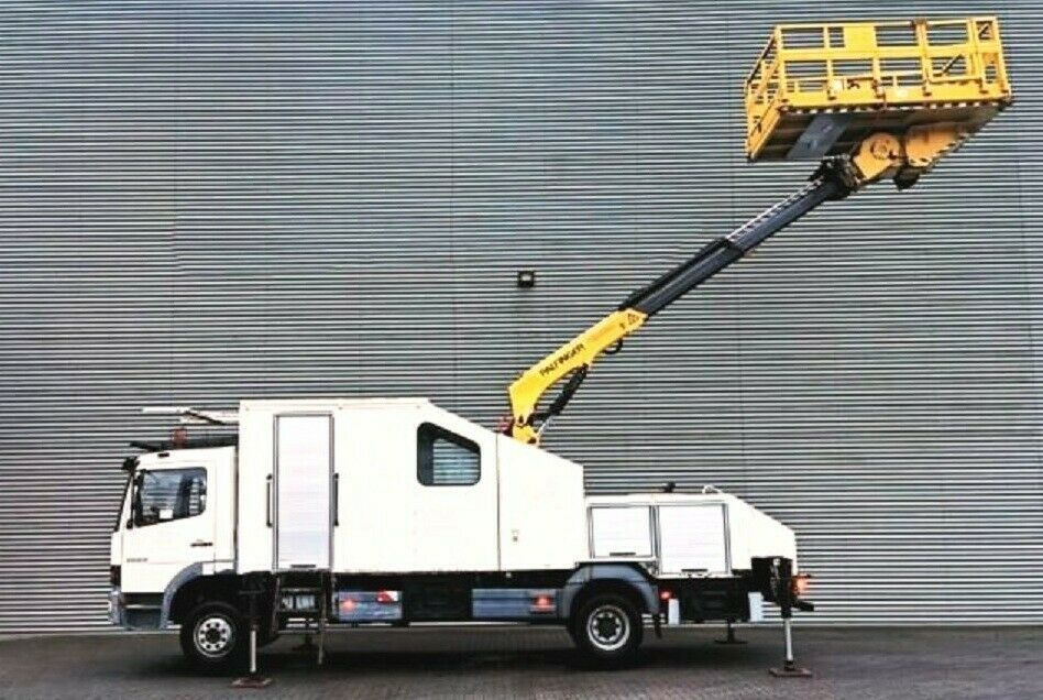 Mercedes-Benz ATEGO 1323 PK 8000T RAIL Platform - Vrachtwagen hoogwerker: afbeelding 1 Mercedes-Benz ATEGO 1323 PK 8000T RAIL Platform - Vrachtwagen hoogwerker: afbeelding 1