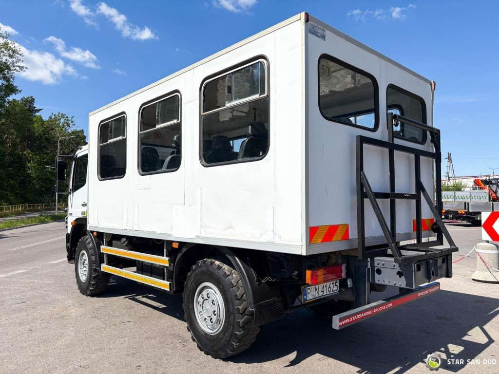 Mercedes-Benz ATEGO 1326 4x4 Double Cab Camper BUS - Chassis vrachtwagen: afbeelding 4 Mercedes-Benz ATEGO 1326 4x4 Double Cab Camper BUS - Chassis vrachtwagen: afbeelding 4