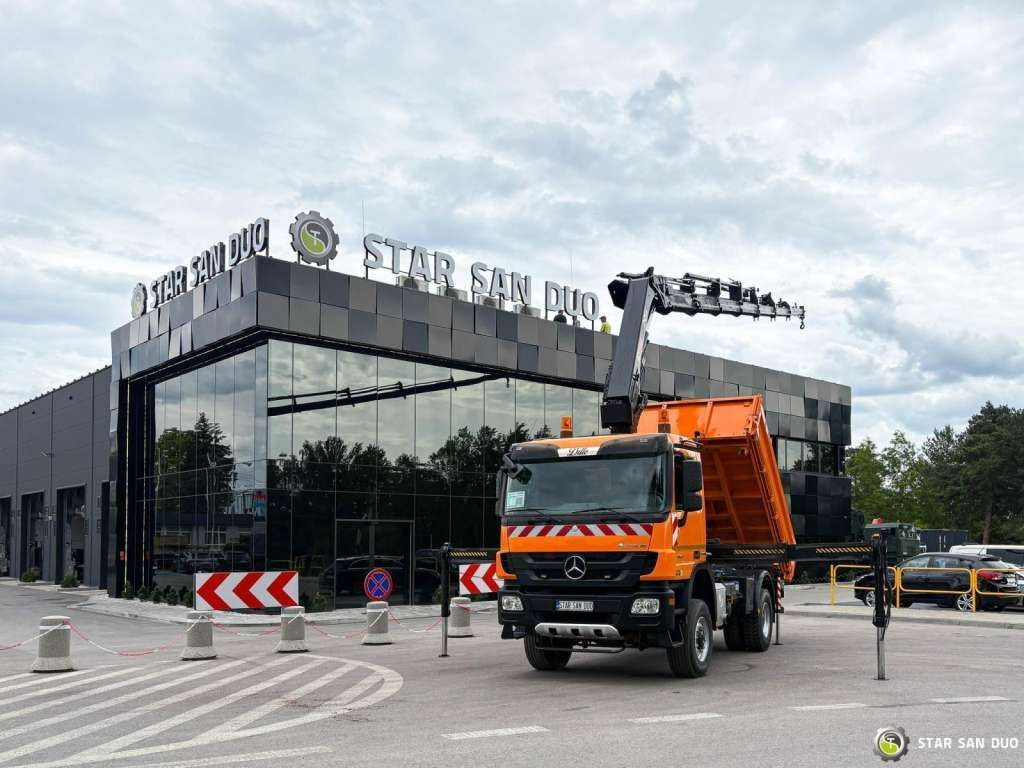 Mercedes-Benz Actros 1841 AK 4x4 Hiab 288E-7 Crane Kipper - Kipper vrachtwagen: afbeelding 2 Mercedes-Benz Actros 1841 AK 4x4 Hiab 288E-7 Crane Kipper - Kipper vrachtwagen: afbeelding 2